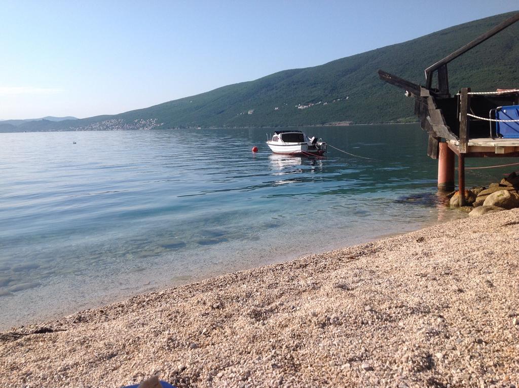 Villa Alla Bed And Breakfast Herceg Novi Exterior photo